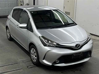 TOYOTA VITZ 2016