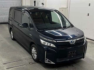 TOYOTA VOXY 2019