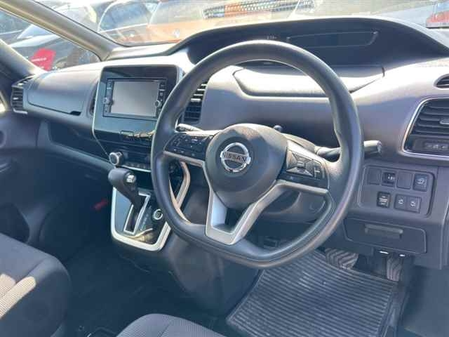 NISSAN SERENA 2018