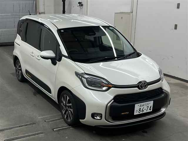 TOYOTA SIENTA 2022