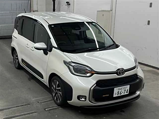 TOYOTA SIENTA 2022