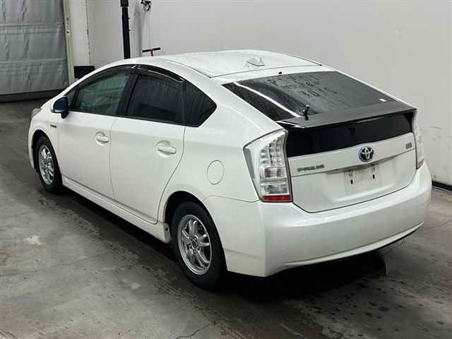 TOYOTA PRIUS 2010
