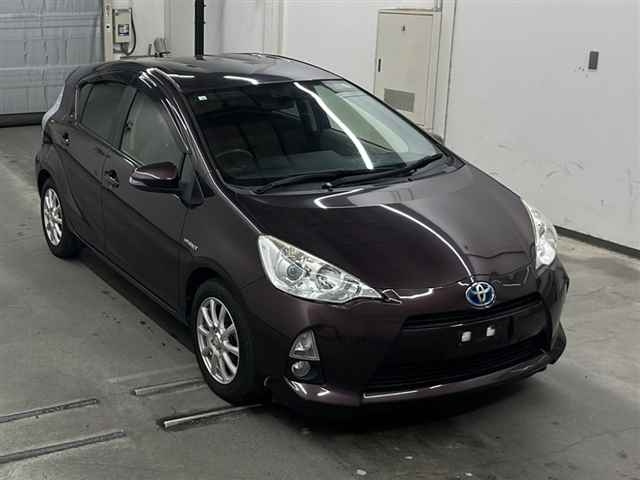 TOYOTA AQUA 2014