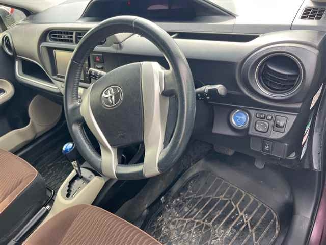 TOYOTA AQUA 2014
