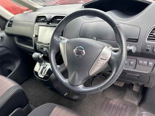 NISSAN SERENA 2014
