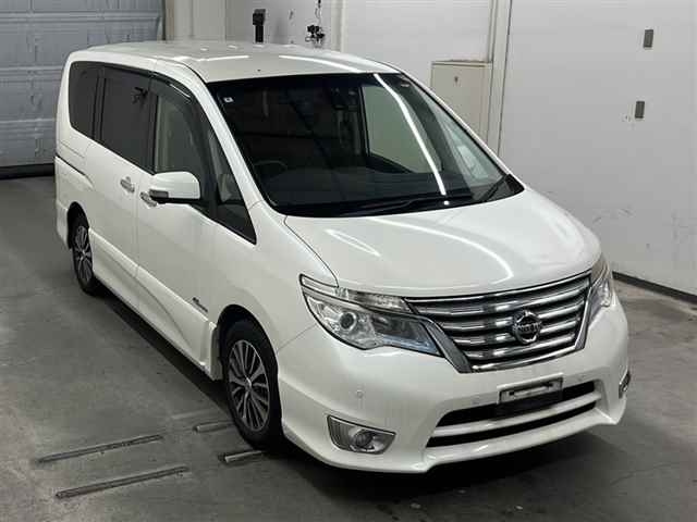 NISSAN SERENA 2014