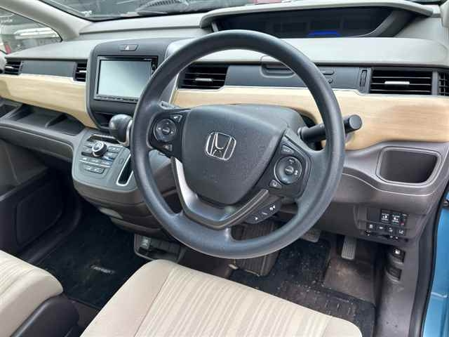 HONDA FREED 2017