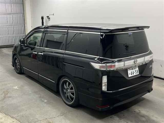 NISSAN ELGRAND 2014