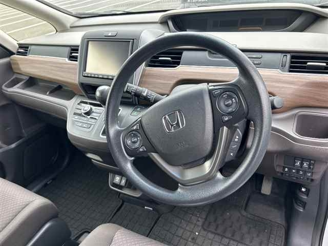 HONDA FREED 2022