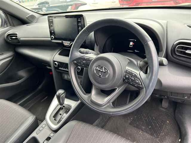 TOYOTA YARIS CROSS 2022