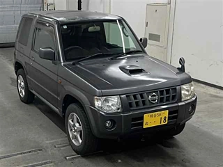 NISSAN KIX 2009