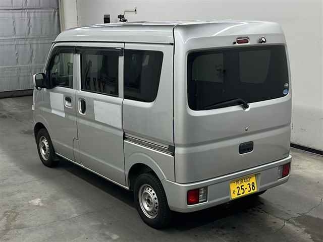 NISSAN CLIPPER VAN 2017