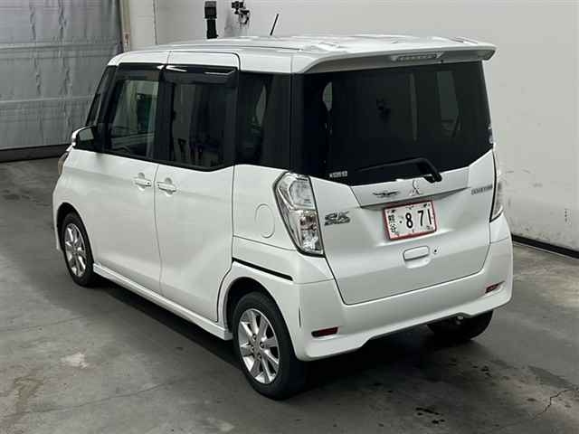 MITSUBISHI EK SPACE 2015