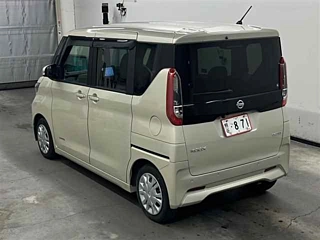 NISSAN ROOX 2022