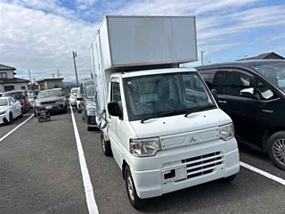 MITSUBISHI MINICAB TRUCK 2013