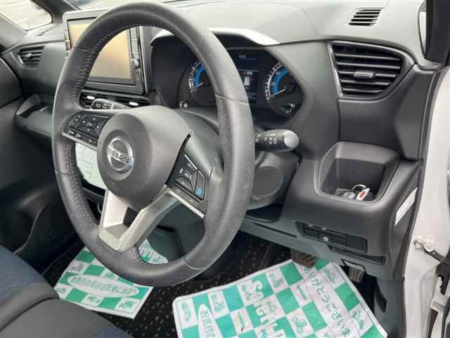 NISSAN ROOX 2020