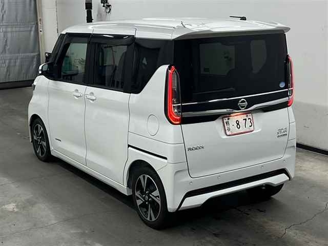 NISSAN ROOX 2020