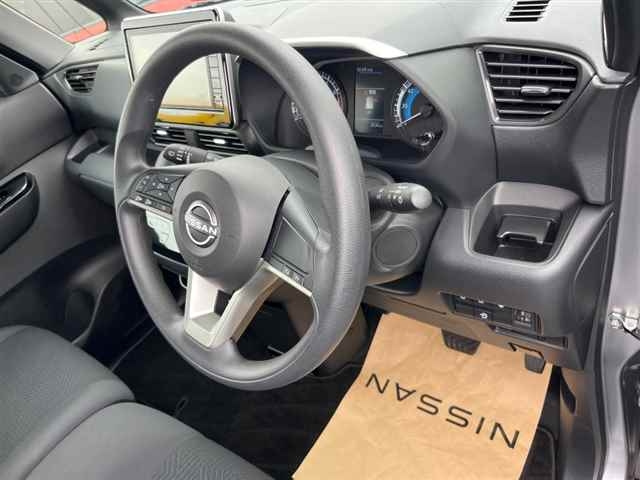 NISSAN ROOX 2024