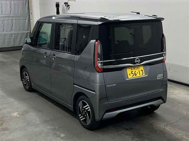 NISSAN ROOX 2024