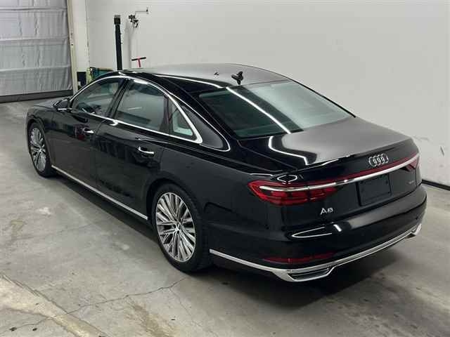 AUDI A8 2018