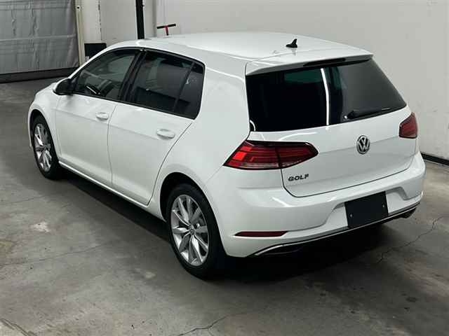 VOLKSWAGEN GOLF 2018