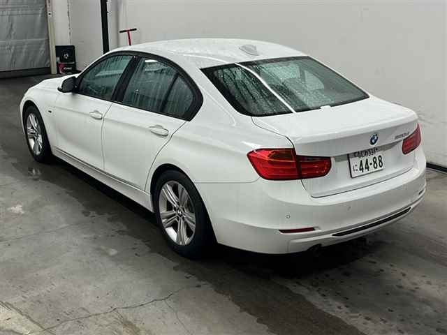 BMW 3 SERIES 2013