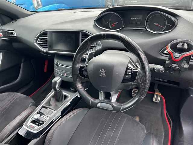 PEUGEOT 308 2015