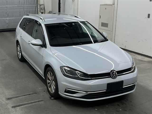 VOLKSWAGEN GOLF VARIANT 2018