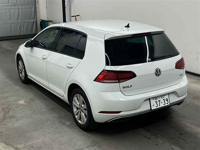 VOLKSWAGEN GOLF 2017
