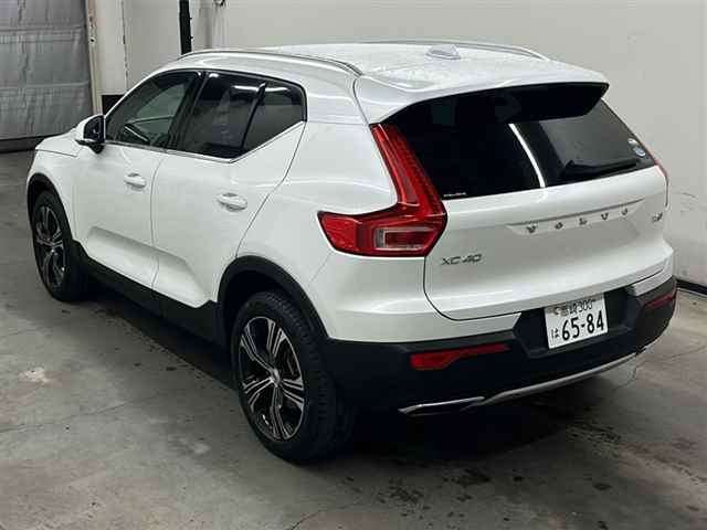 VOLVO XC40 2020