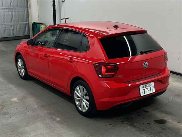 VOLKSWAGEN POLO 2018
