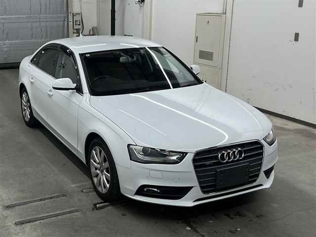 AUDI A4 2014