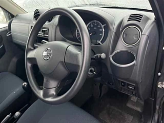 NISSAN KIX 2008