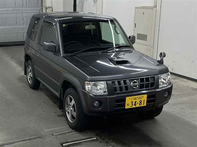NISSAN KIX 2008