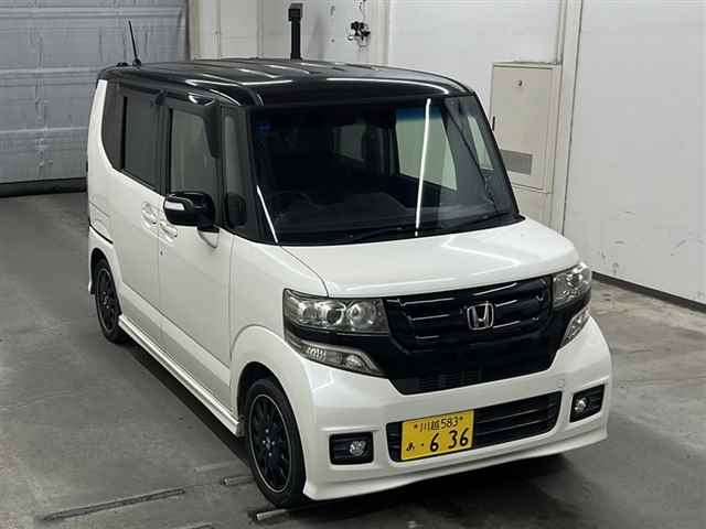 HONDA N BOX 2015