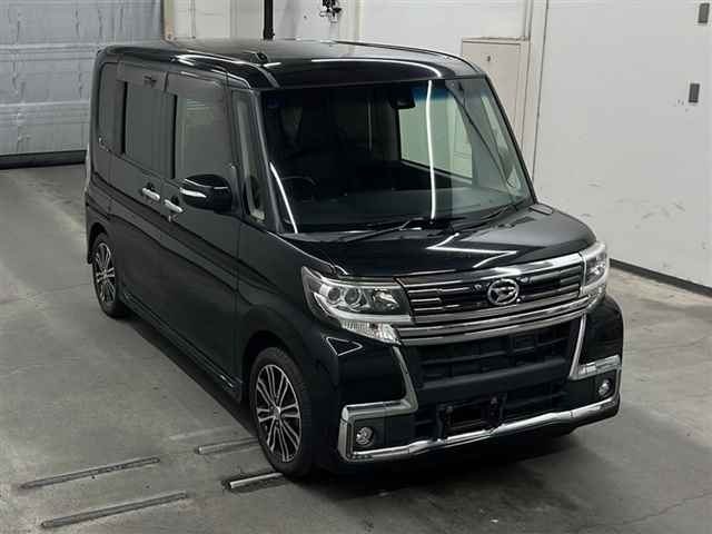 DAIHATSU TANTO 2016