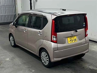 DAIHATSU MOVE 2015