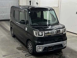 DAIHATSU WAKE 2015