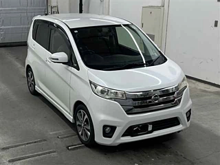 NISSAN DAYZ 2013