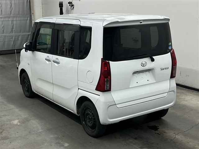 DAIHATSU TANTO 2020