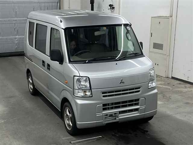 MITSUBISHI MINICAB VAN 2014