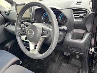 NISSAN ROOX 2022