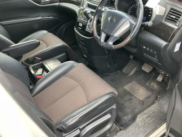 NISSAN ELGRAND 2013