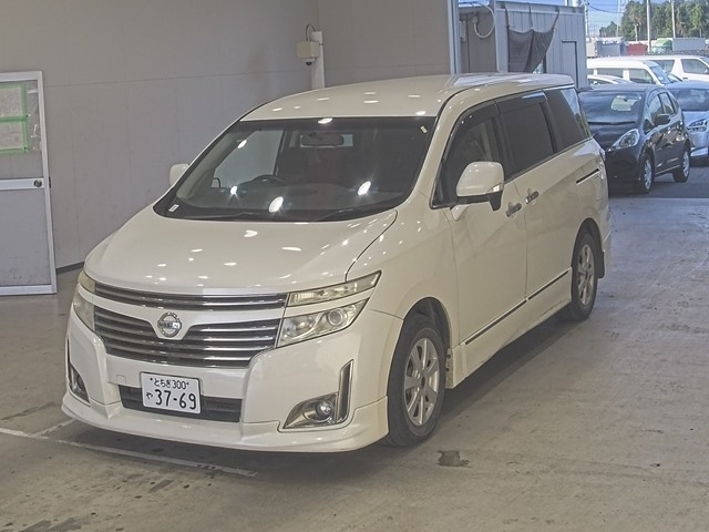 NISSAN ELGRAND 2013