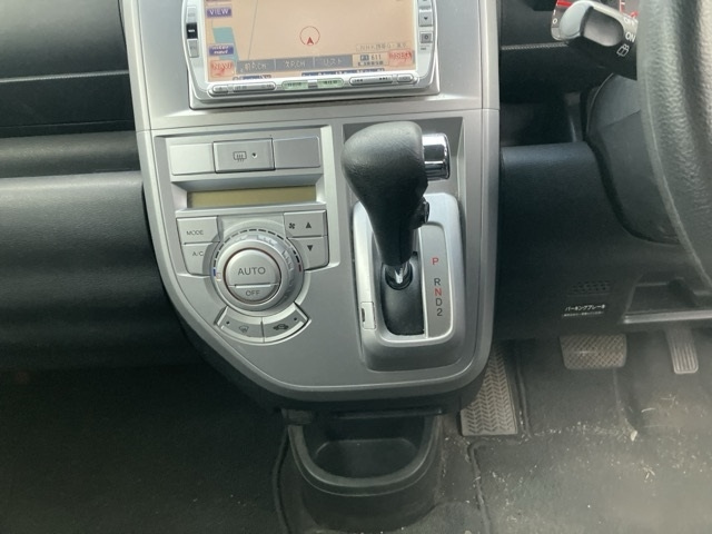 HONDA ZEST 2009