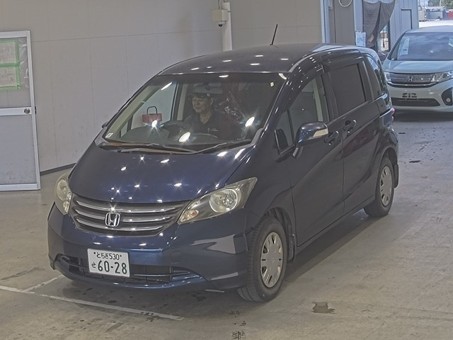 HONDA FREED 2010