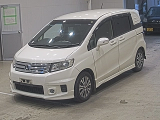 HONDA FREED 2012