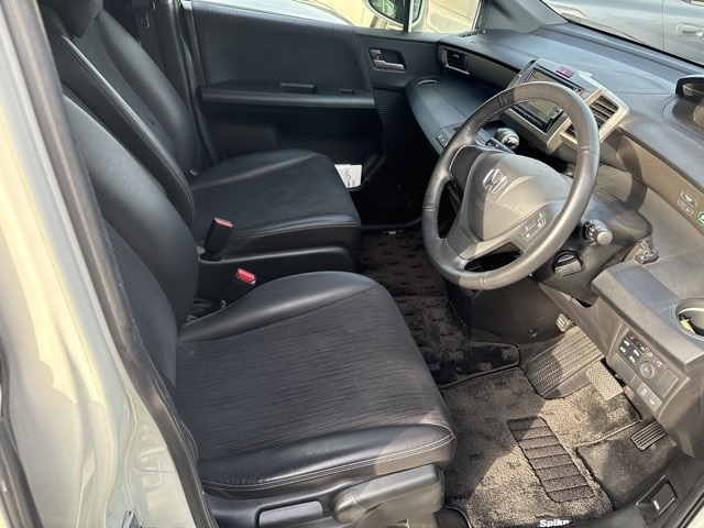HONDA FREED 2012