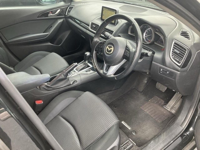 MAZDA AXELA 2015