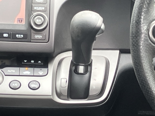 HONDA STREAM 2008
